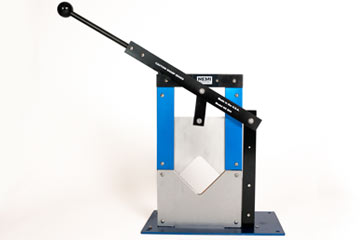 Medium 4 Cutting Edge Animal Guillotine